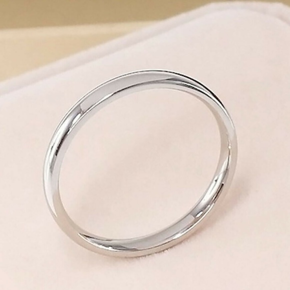 4mm Stainless Steel Polished Wedding Ring New - Picture 3 of 3